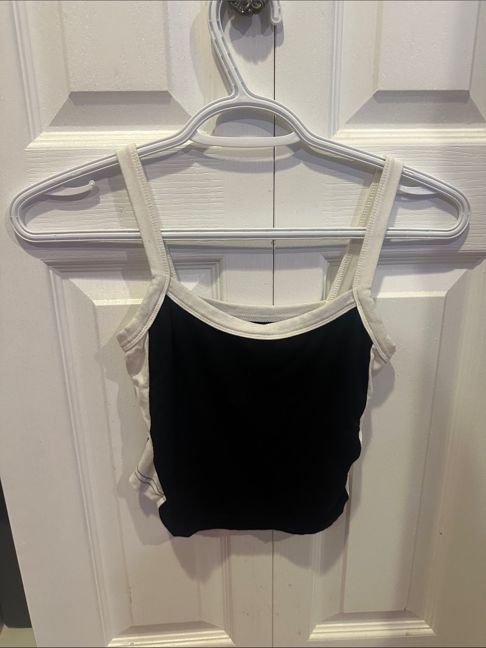 SHEIN Black and White Colorblock Cropped Tank